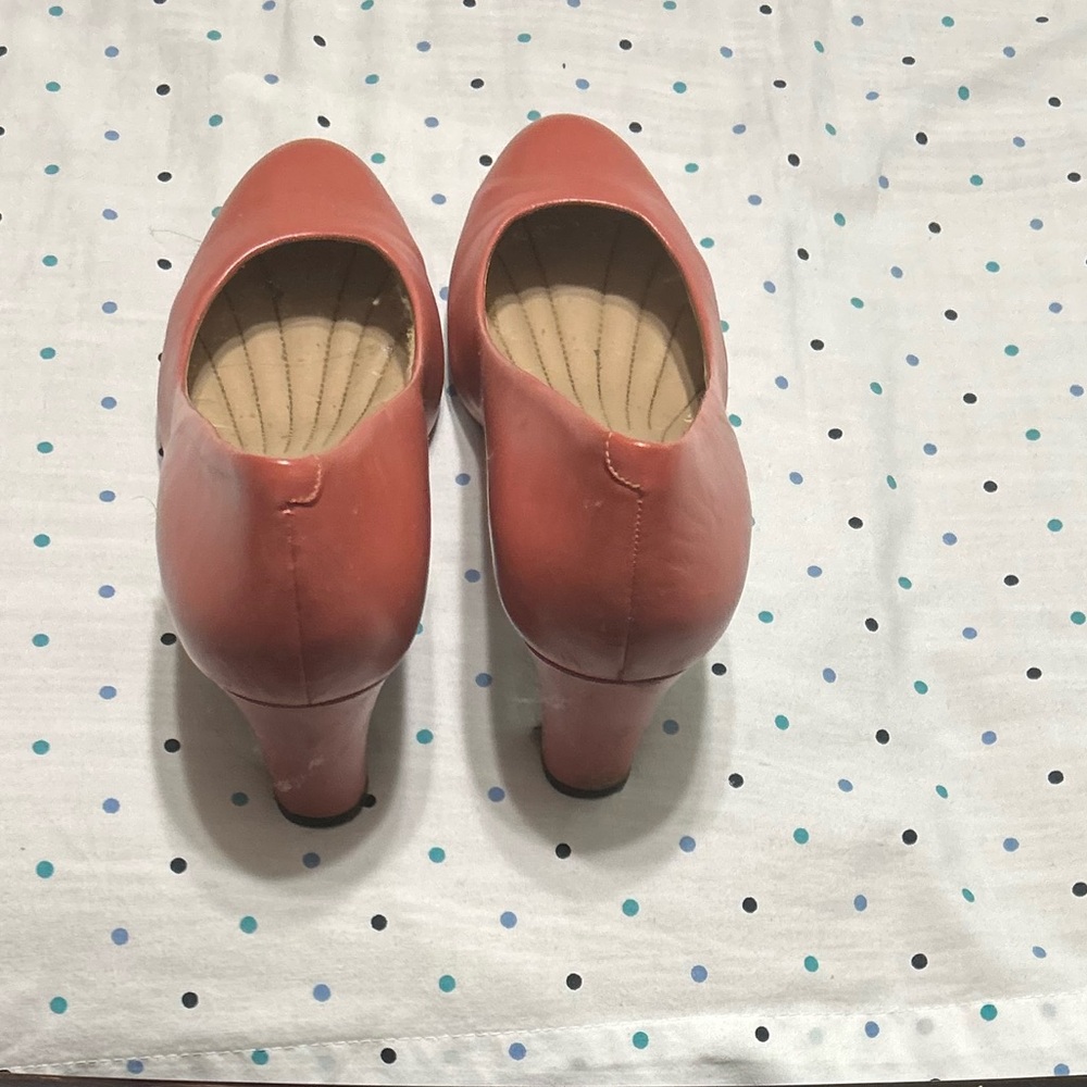 Pink Aerosoles Leather Dress Shoes